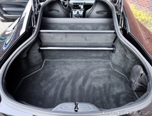 Aston Martin V8 Vantage 4.0 , Ako nové! V záruke 2025