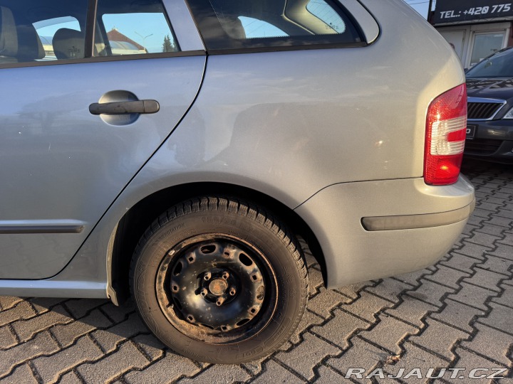 Škoda Fabia 1,2 HTP 47 KW KOLA ČR 2006