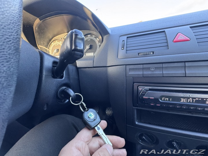 Škoda Fabia 1,2 HTP 47 KW KOLA ČR 2006