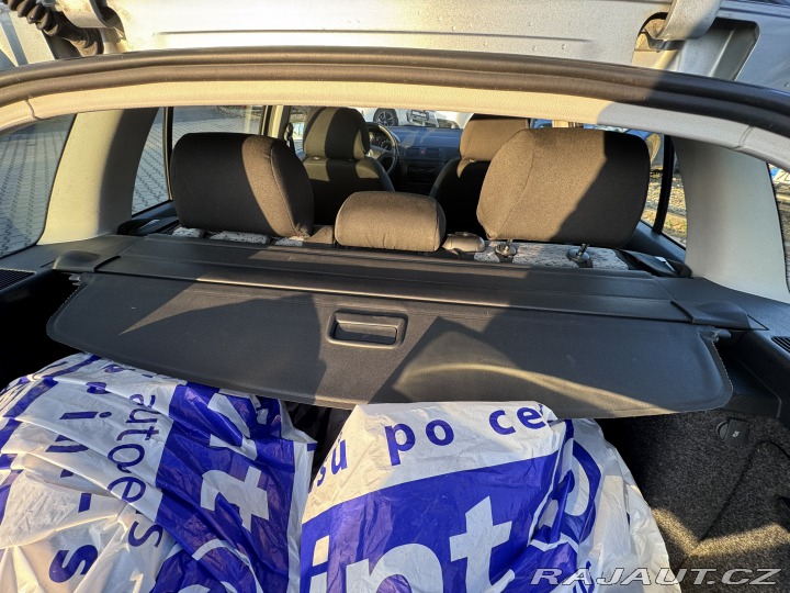 Škoda Fabia 1,2 HTP 47 KW KOLA ČR 2006