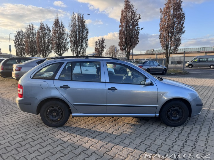 Škoda Fabia 1,2 HTP 47 KW KOLA ČR 2006