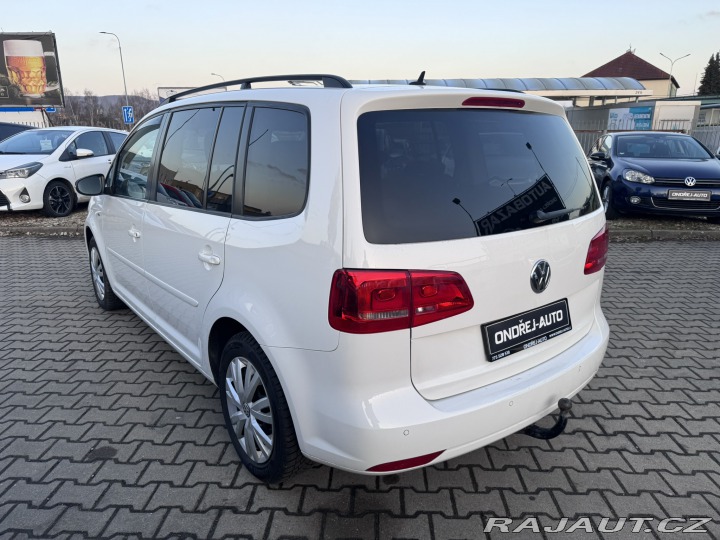 Volkswagen Touran 2,0 TDI 103 KW TAŽNÉ SK 2012