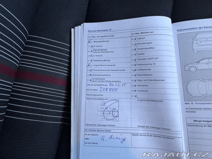 Volkswagen Touran 2,0 TDI 103 KW TAŽNÉ SK 2012