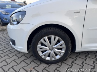 Volkswagen Touran 2,0 TDI 103 KW TAŽNÉ SK 2012