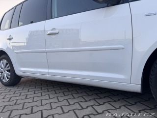 Volkswagen Touran 2,0 TDI 103 KW TAŽNÉ SK 2012
