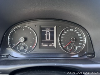 Volkswagen Touran 2,0 TDI 103 KW TAŽNÉ SK 2012