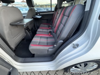 Volkswagen Touran 2,0 TDI 103 KW TAŽNÉ SK 2012