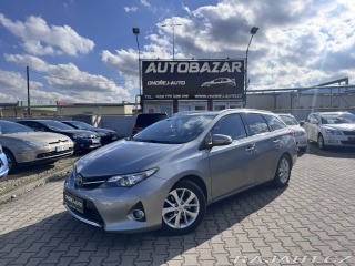 Toyota Auris 2,0 D 91 KW TAŽNÉ ČR