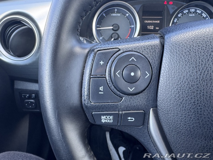 Toyota Auris 2,0 D 91 KW TAŽNÉ ČR 2013