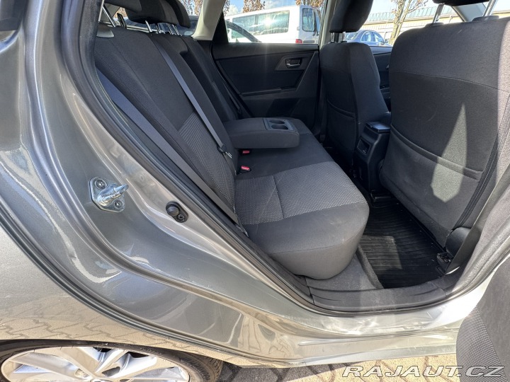 Toyota Auris 2,0 D 91 KW TAŽNÉ ČR 2013