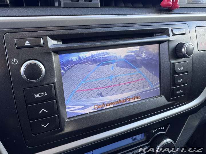 Toyota Auris 2,0 D 91 KW TAŽNÉ ČR 2013
