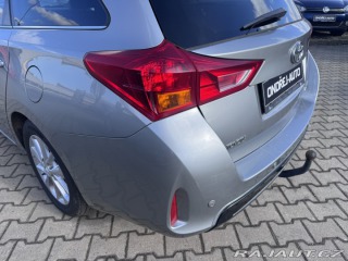 Toyota Auris 2,0 D 91 KW TAŽNÉ ČR 2013