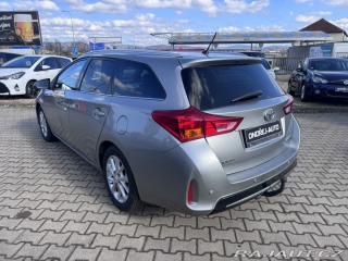 Toyota Auris 2,0 D 91 KW TAŽNÉ ČR 2013