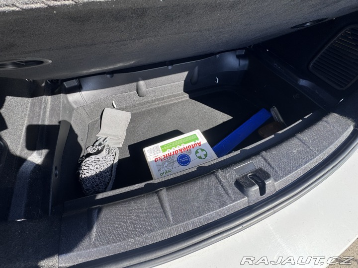 Mini Cooper ALL4 ITÁLIE 1,6 135KW 2010