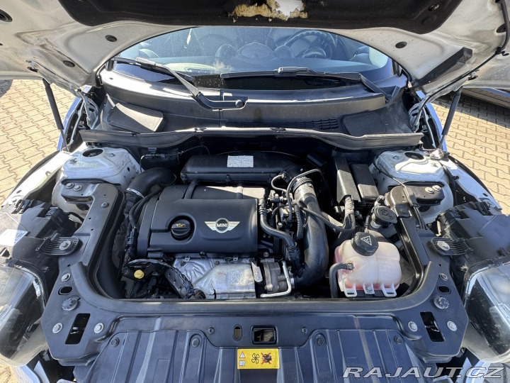 Mini Cooper ALL4 ITÁLIE 1,6 135KW 2010