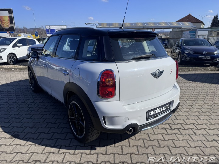 Mini Cooper ALL4 ITÁLIE 1,6 135KW 2010
