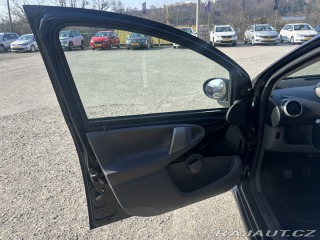 Toyota Aygo 1.0i 50kW/Klima/118tisKM 2009