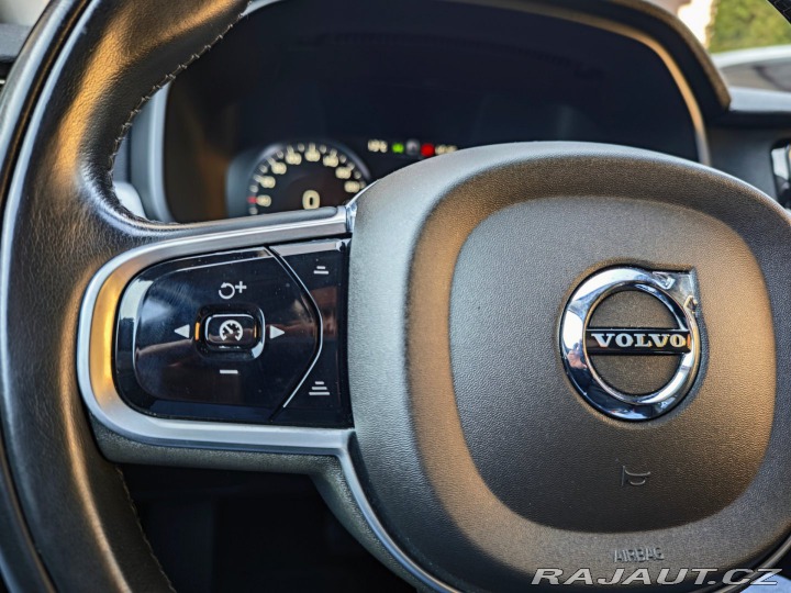 Volvo V90 2.0 D4 FWD Momentum 140kW 2019