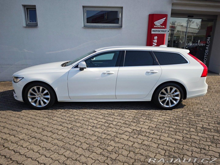 Volvo V90 2.0 D4 Momentum 140kW 8AT 2019