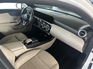 Mercedes-Benz A A200 4Matic 2022