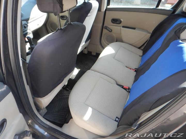 Renault Clio 1.4i, 72 kW, KLIMA 2006