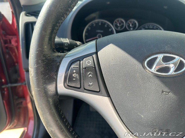 Hyundai i30 1.6LPG, 92KW 2011