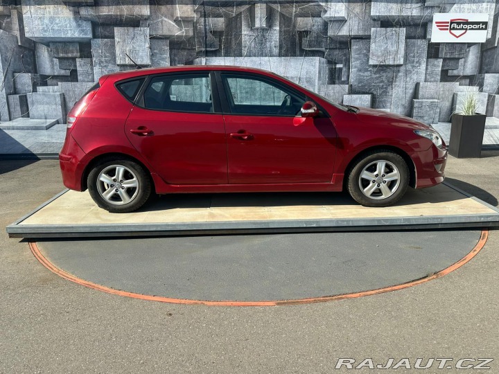 Hyundai i30 1.6LPG, 92KW 2011