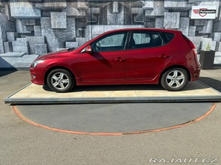 Hyundai i30 1.6LPG, 92KW 2011