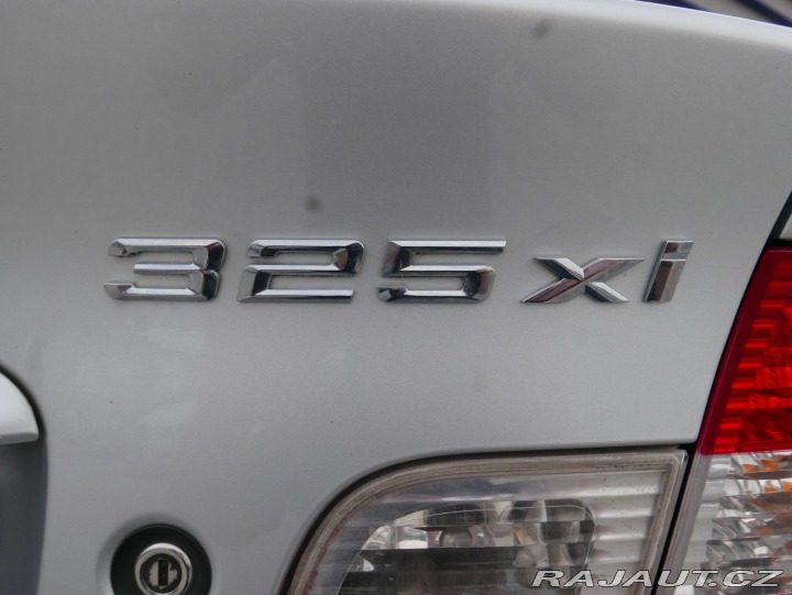 BMW 3 325xi E46 4x4 141kW Autom 2001