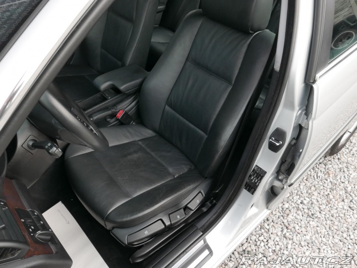 BMW 3 325xi E46 4x4 141kW Autom 2001