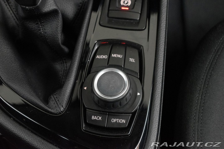 BMW 2 Active Tourer 216d *PANOR 2016