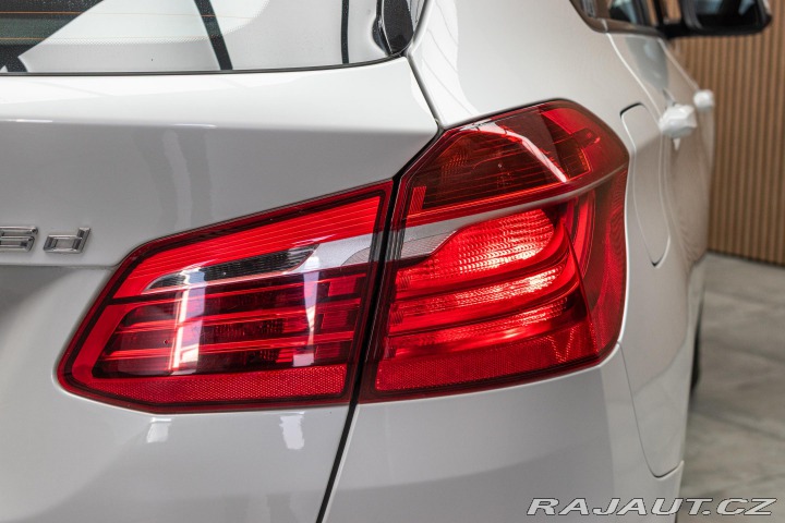 BMW 2 Active Tourer 216d *PANOR 2016