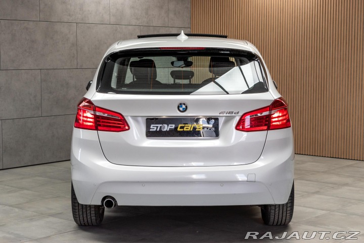 BMW 2 Active Tourer 216d *PANOR 2016