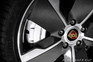 Porsche Taycan Turbo CrossTurismo, Záruk 2021