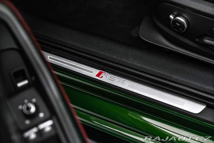 Audi RS4 RS4  TFSI quattro, kerami 2018