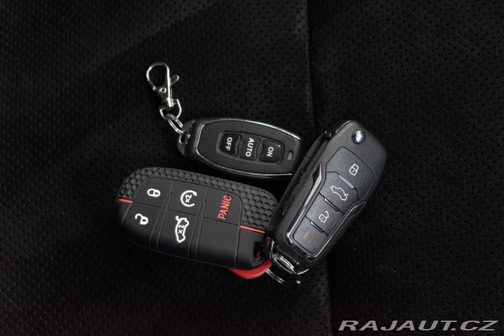 Jeep Grand Cherokee SRT 6.4 V8 HEMI 4x4 ACC*Č 2016