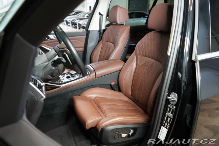 BMW X7 40d*HUD*PANO*KAMERA*TAŽNÉ 2023