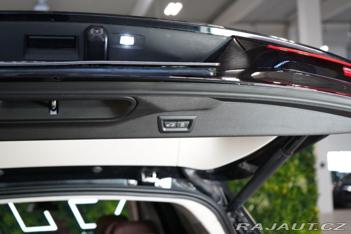 BMW X7 40d*HUD*PANO*KAMERA*TAŽNÉ 2023