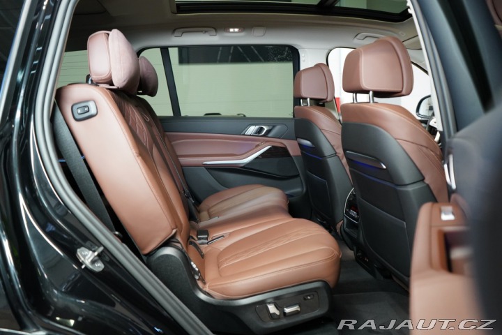 BMW X7 40d*HUD*PANO*KAMERA*TAŽNÉ 2023