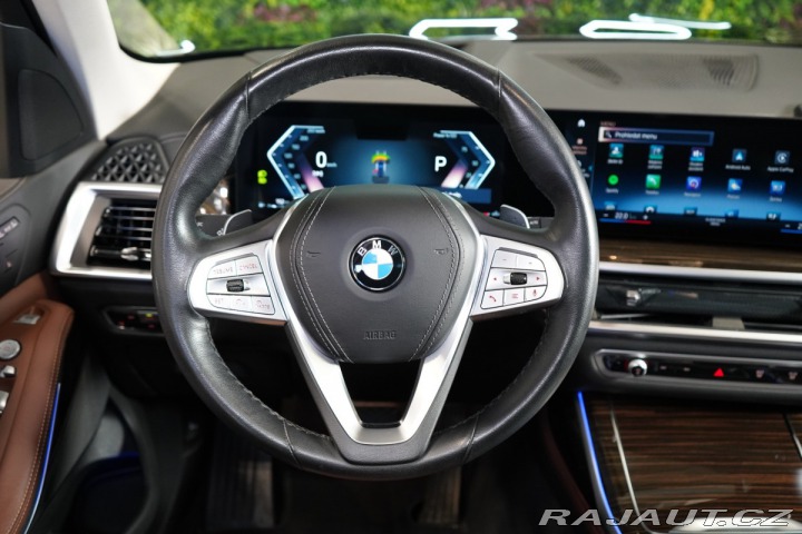 BMW X7 40d*HUD*PANO*KAMERA*TAŽNÉ 2023
