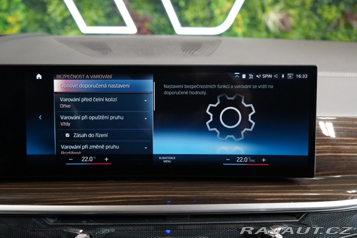 BMW X7 40d*HUD*PANO*KAMERA*TAŽNÉ 2023