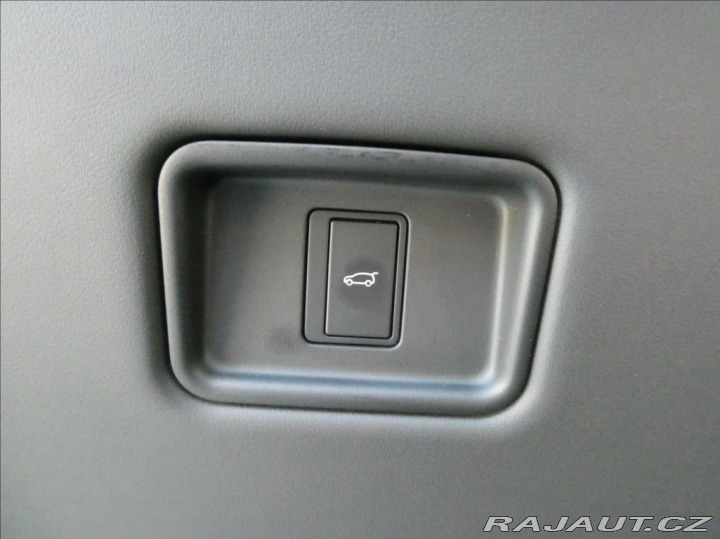 Land Rover Range Rover Sport 3,0 D250 Dynam SE,1.maj,Č 2023