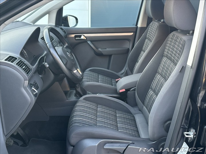 Volkswagen Touran 1,4 TSI 140PS  Cross 2011