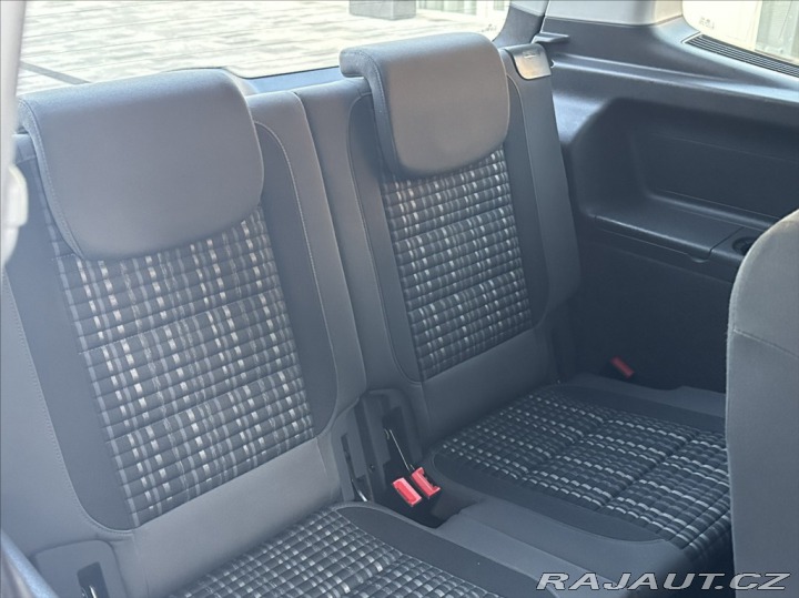 Volkswagen Touran 1,4 TSI 140PS  Cross 2011