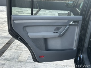 Volkswagen Touran 1,4 TSI 140PS  Cross 2011