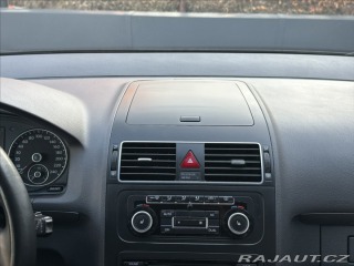 Volkswagen Touran 1,4 TSI 140PS  Cross 2011