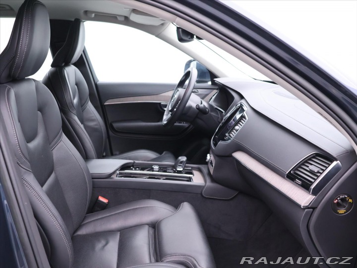 Volvo XC90 2,0 B5 AWD 173kW 1.Maj DP 2022