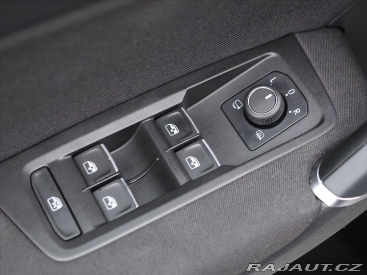 Volkswagen Touran 2,0 TDI DSG Highline 7Mís 2022