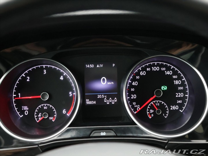 Volkswagen Touran 2,0 TDI DSG Highline 7Mís 2022