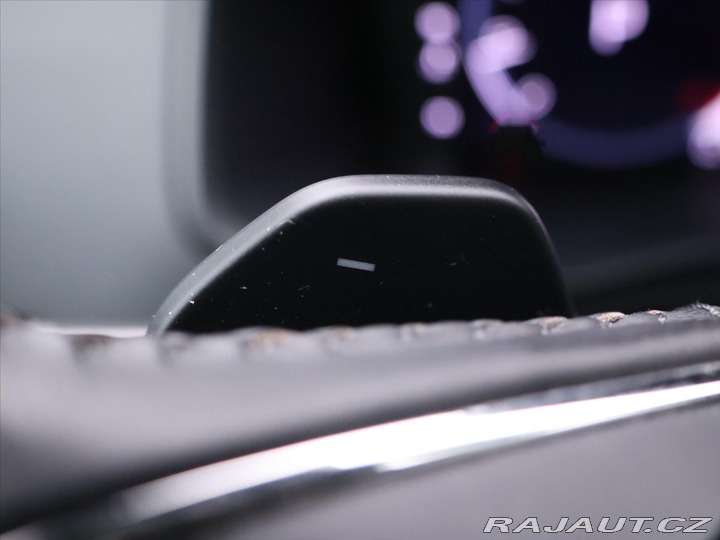 Škoda Karoq 2,0 TDI 110kW DSG 4x4 Sty 2023